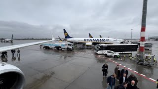Our Brussels Airlines Plane Was EMPTY?! Scary Takeoff from Prague to Belgium + VIP Lounge Vlog 