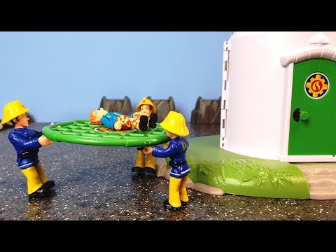 Fireman Sam Norman falls off the Lighthouse Episode 35 Firefighter Sam Fire Truck Toys Fire Engine