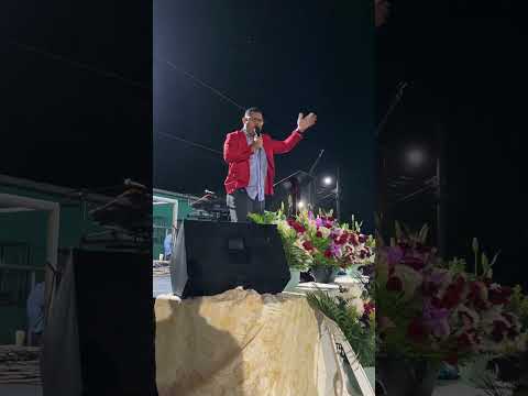 No Renuncies en vivo en El Salvador #olvingarcia