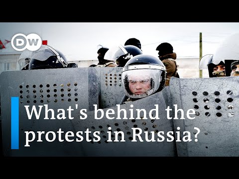 Why are Russians risking years in prison to protest? | DW News