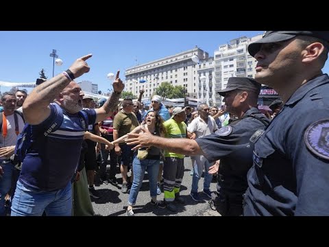 Αργεντινή: Γενική απεργία κατά των σχεδίων του νέου προέδρου Χαβιέ Μιλέι