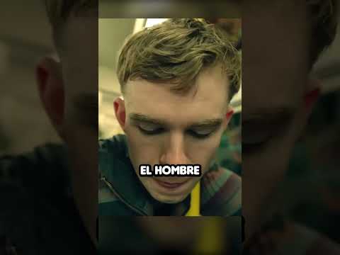 Hombre acosa a mujer pero #piano #ambient #music #shorts #suspenso #sororidad #resumenesdepeliculas