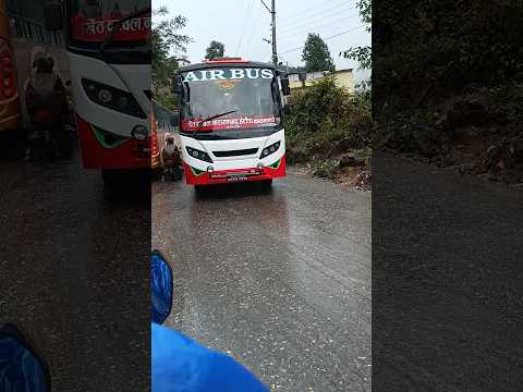 bike le bus lai pelerw gaye paxi#new #nepal #traffic #bus #nepal #shorts