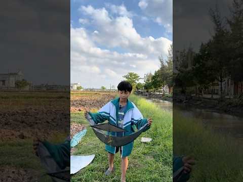 Không có gió là bỏ diều luôn phá diều luôn..#youtubeshorts #kite #layangan #xuhuong #patang