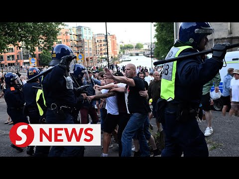 Renewed rioting sweeps British cities in wake of child murders