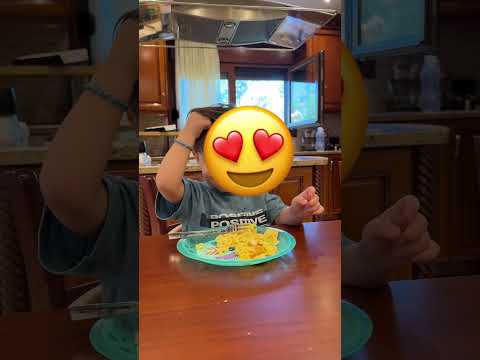 Ο ΑΡΣΕΝΗΣ ΜΑΓΕΙΡΕΥΕΙ ΤΟ ΠΡΩΤΟ ΤΟΥ ΦΑΓΗΤΟ