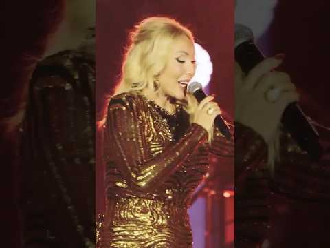 Lepa Brena - Udri, Mujo | Arena Zagreb 2024 | Live