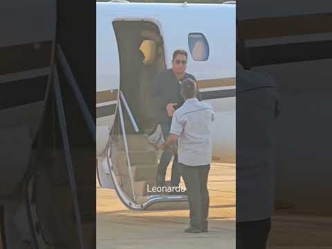Chegada de Leonardo em Ubá MG para mais um show. Quem ai admira ele também? INSCREVA-SE