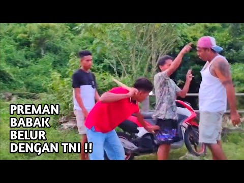 Detik" preman pasar sok jago ditangkap seorang TNI !!