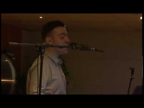 Mattia Moraldi piano bar entertainer