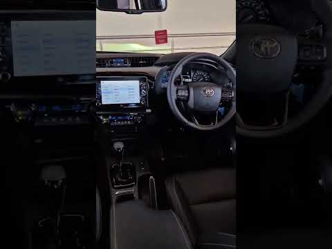Toyota Hilux Double Cab 2.8 RB LGD55