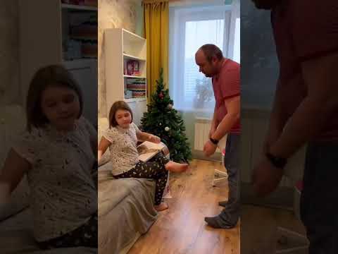 Она хотела щенка но получила огромного пса)))