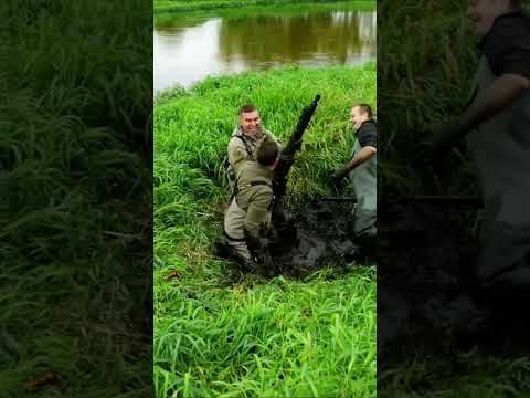 СХРОН ОРУЖИЯ НАШЛИ ПО НАВОДКЕ СТАРИКА!