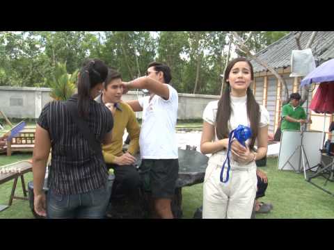 ตะลุยกองถ่าย - รอยรักหักเหลี่ยมตะวัน (ญาญ่างอน+ณเดชน์แกล้งบอม) 14/08/57