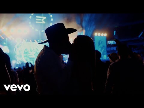 Eden Muñoz - Vanidosa (Video Oficial [En Vivo])