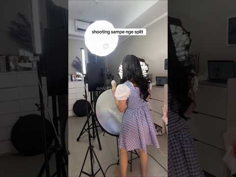 pose² sampe nge split #cr_raudhahnasution #behindthescenes #productvideography #dibaliklayar #shorts
