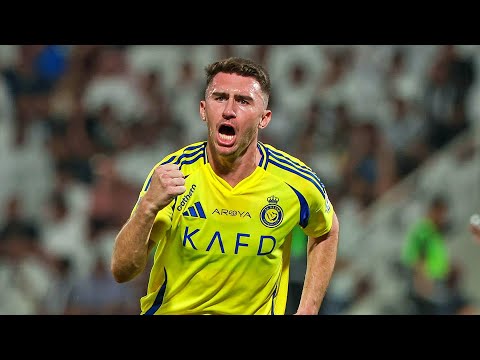 𝐋𝐎𝐎𝐊 𝐖𝐇𝐀𝐓 Aymeric Laporte is doing at Al-Nassr