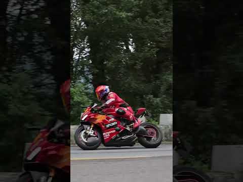Ducati V4 Crash 🥺 🥺 #shorts #short #viral #viralvideo #youtubeshorts #ducati