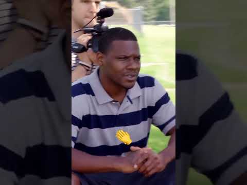 Who would've known clapping could be iconic? 👏 #Catfish