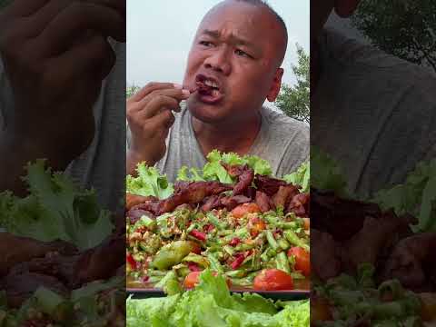 หมูทอดตำถั่ว