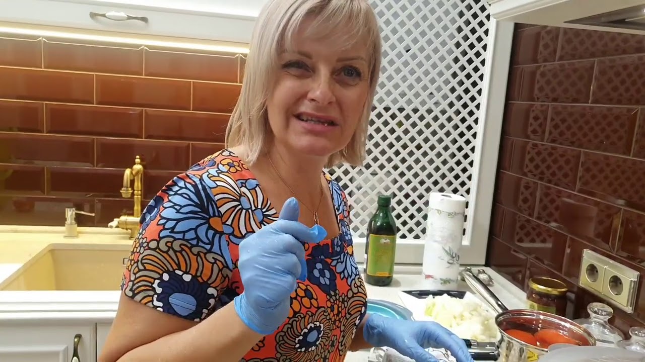 Кислая капуста с мясом Чахобелли и печёночные торт от Ирочки