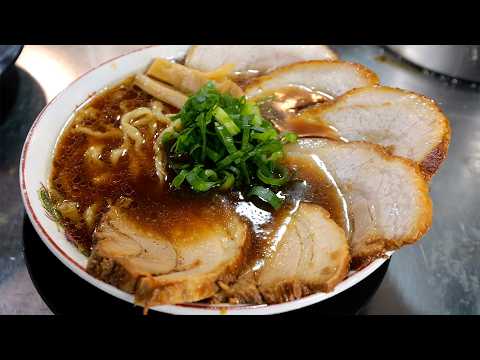 ワンオペ店主が１２席を１人で回す！手打ち麺のラーメンラッシュに密着 | Osaka Hand Made Ramen Food