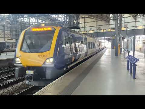 195118 arriving at Leeds (19/07/24)