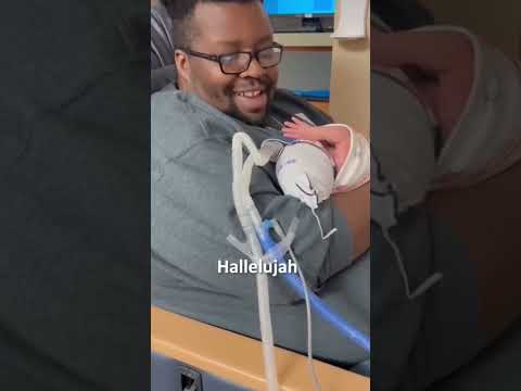 Unbelievable Baby Reaction to Dad's Worship Song! ❤️🙏 #worship #music #Jesus #baby #shorts