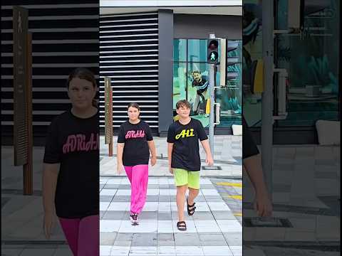 Ali teaches Adriana how to cross the road correctly #kids #forkids
