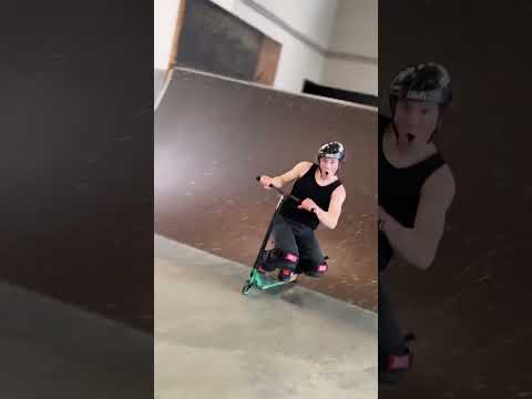 SESSION 🛴 #SkatePark #ActionSports #NoFear #GoBig #SendIt  #Shorts #ViralShorts #Scooter #ScootLife