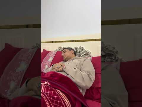 بنت تفعل شئ غريب مع ابوها😱 #shortvideo #السعودية #اكسبلورر #ترندالسعوديه #اكسبلور