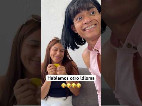 Cuando hablas en clave con tu amiga 馃ぃ #humor #comedia
