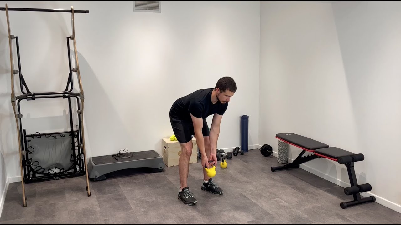 Rowing unilatéral en supination avec kettlebell