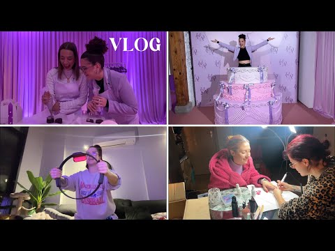 VLOG | Aprendiendo a hacer polygel, así es un evento por dentro y nuevo entreno en casa 💗🏋🏼‍♀️💅🏻