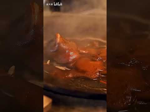 Did the master chef successfully roast crispy pig's head using the traditional method_
