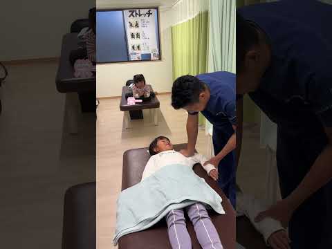 ７歳に肩のストレッチしてみた
