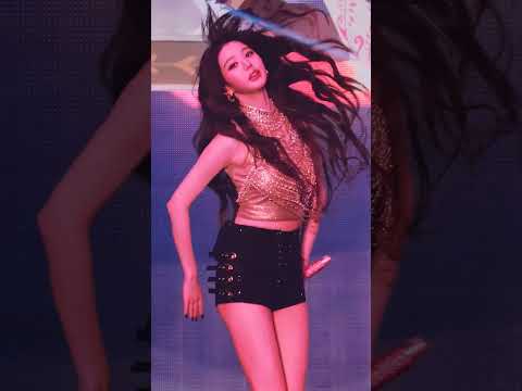 Kitsch #์ฅ์์ #wonyoung