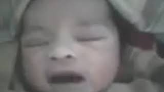 سبحان الله طفل نوزاد الله میگه