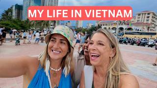 It Never Slows Down Around Here #danangvietnam #whatsusandoes