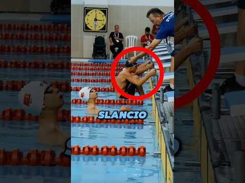 Mai giudicare un libro dalla COPERTINA #shorts