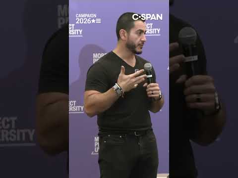 El-Sayed holds moment <strong>of</strong> silence <strong>for</strong> 9/11 victims