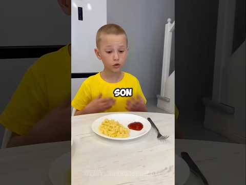 Papa prank With Pasta And Ketchup 🤪