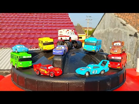 Mainan Disney Pixar Cars Lightning Mcqueen, Tow Mater, Tayo the Little Bus, Tayo, Rogi, Gani, Lani