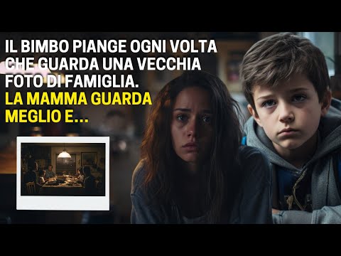 Il Bimbo Piange Ogni Volta Che Guarda Una Vecchia Foto Di Famiglia. La Mamma Guarda Meglio E…