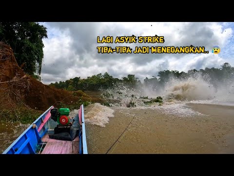 Astaghfirullah!!! Kejadiannya begitu cepat, Lagi Asyik Mancing Baung..😰