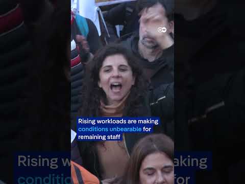 Argentinian health workers protest Maduro government's extreme austerity measures | DW News