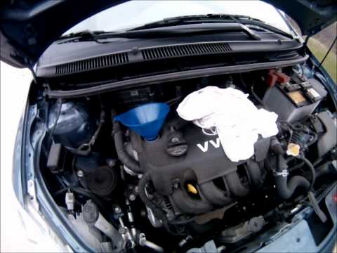how often to change oil in toyota yaris #3