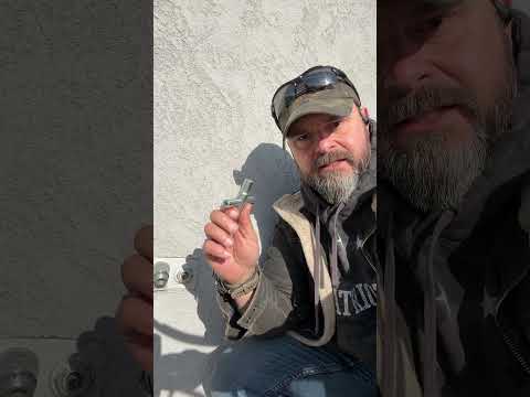 Is this Urban Survival tool Point Less !? #outdoorskills #survivalskills #skills #urbansurvival