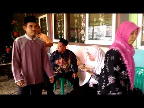 Shifa beraksi di kantin sehat MIN 4 Demak