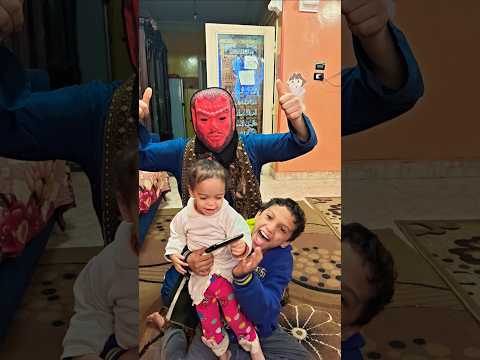 هذا مو حلوه مع البيتزا وبناتي الحلوين 🍕♥️😂